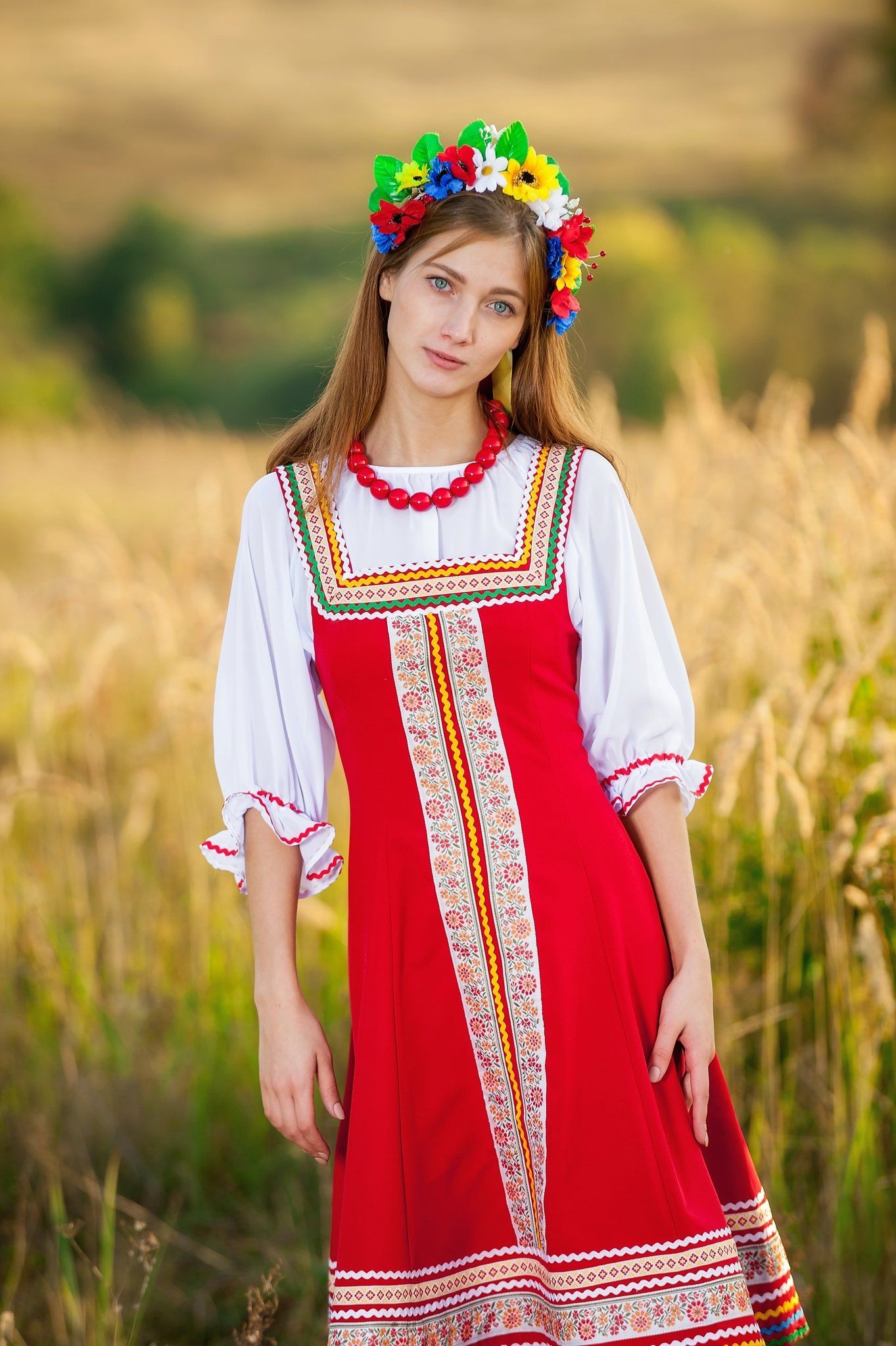 Women in Slavic costumes in Chennai — step in, relax, and chat live