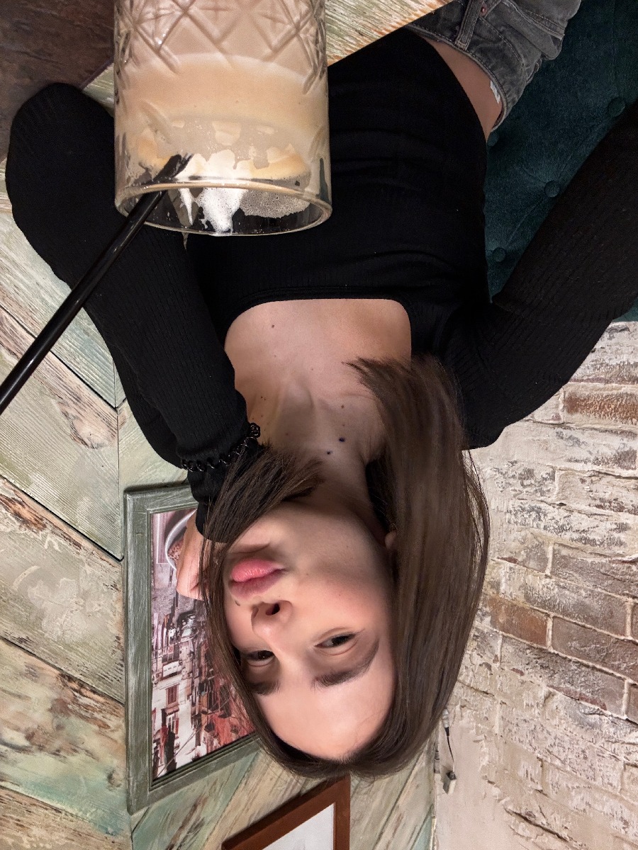 Fresh photos, fresh mood — Tina online in Chennai