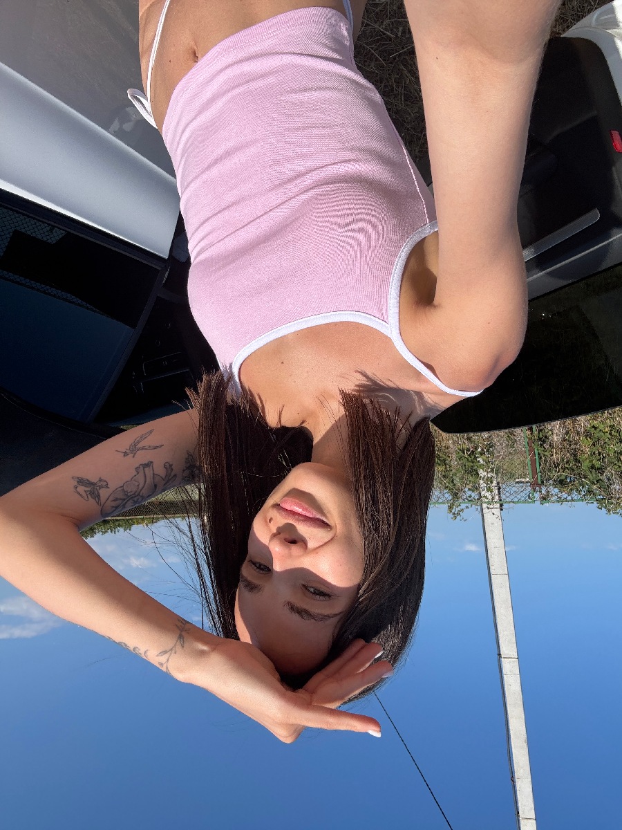 Sexy model Tina in Chennai